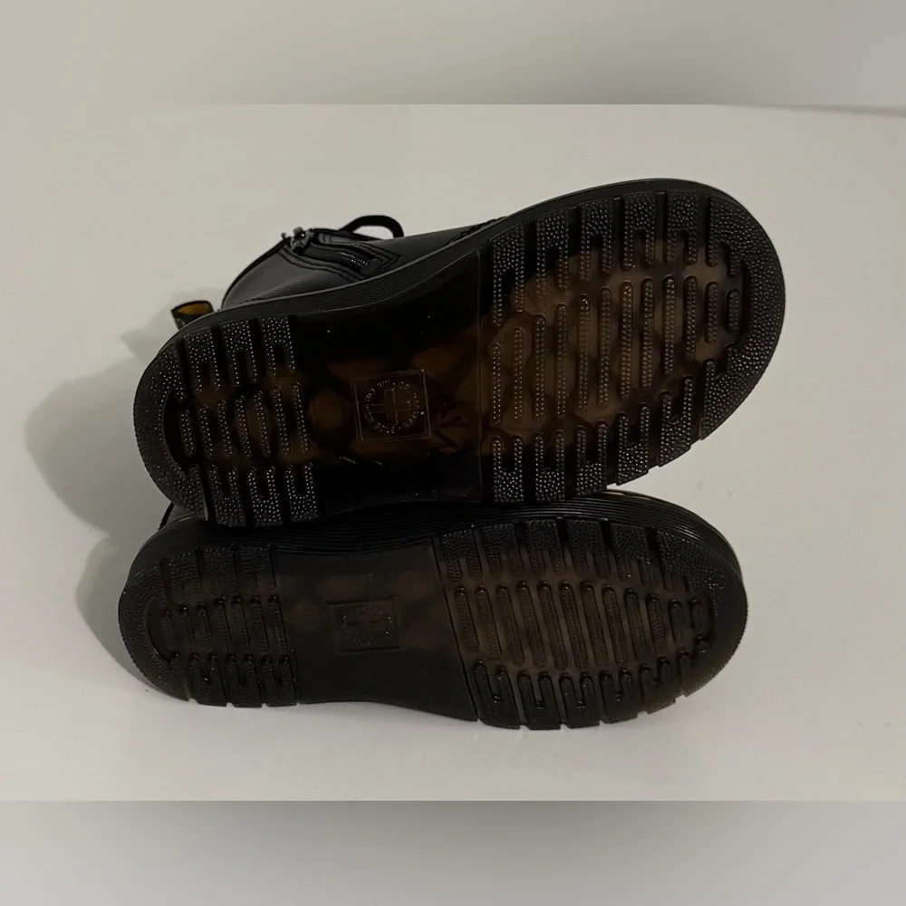 Dr. Martens Airwair Toddler 1460 Softy T‎ Leather Lace Up Boots Size:9 NEW